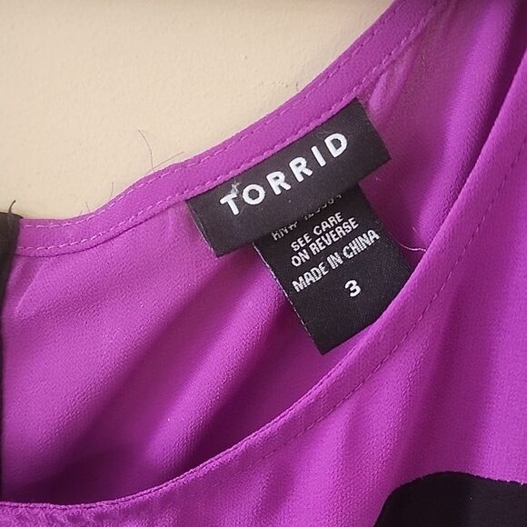 Super Cute Torrid top size 3 - Picture 4 of 5
